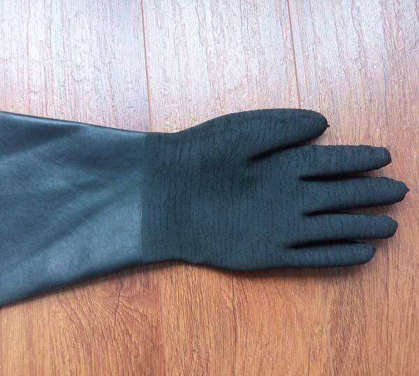 Anti-Impact, Anti-slip Black Natural Rubber Sandblasting Gloves For Safety Work