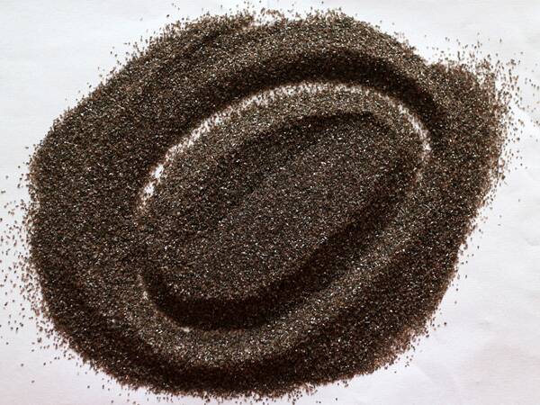 Brown fused aluminium oxide