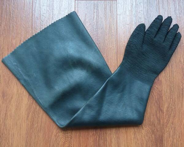 blast cabinet gloves